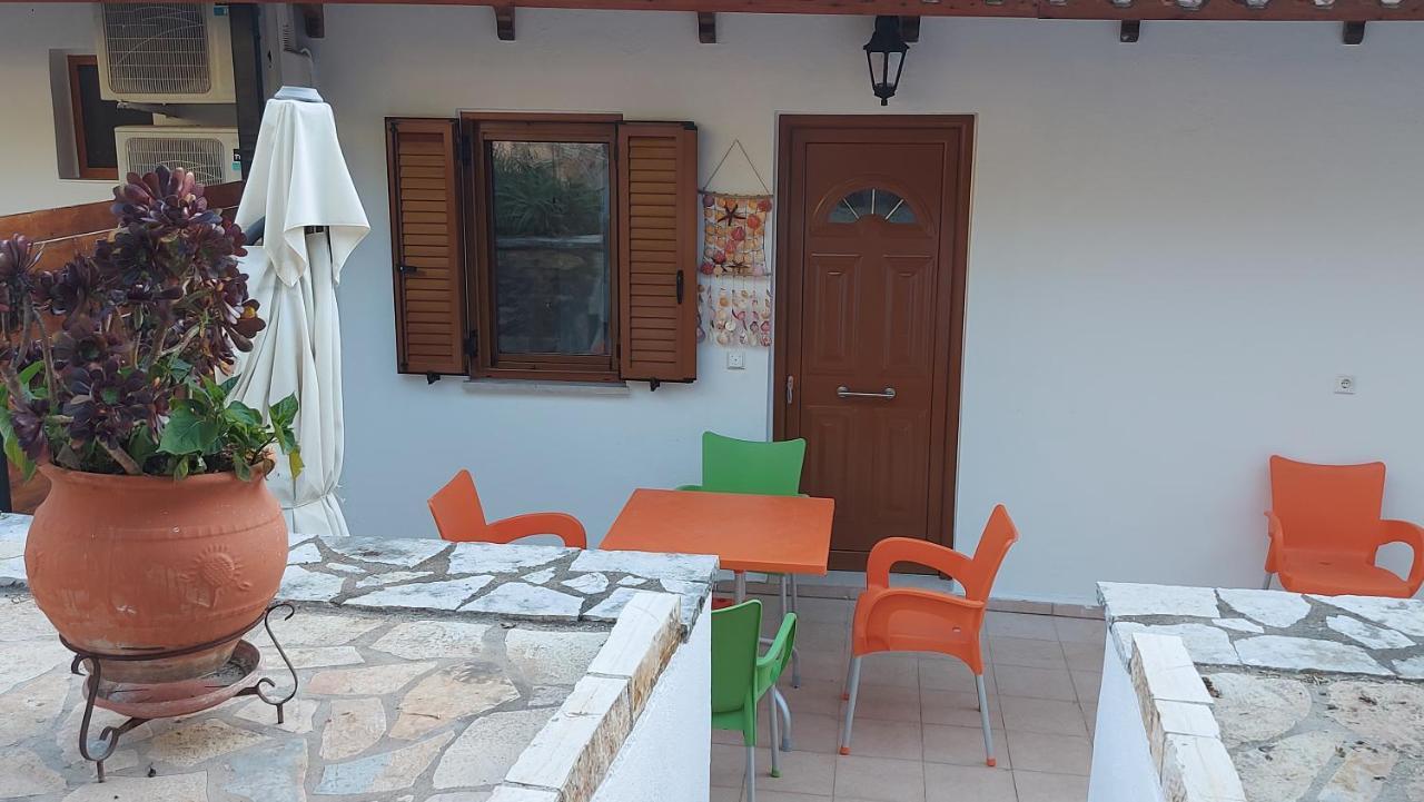 Villa Sissy Studios & Apartments Sívota 外观 照片