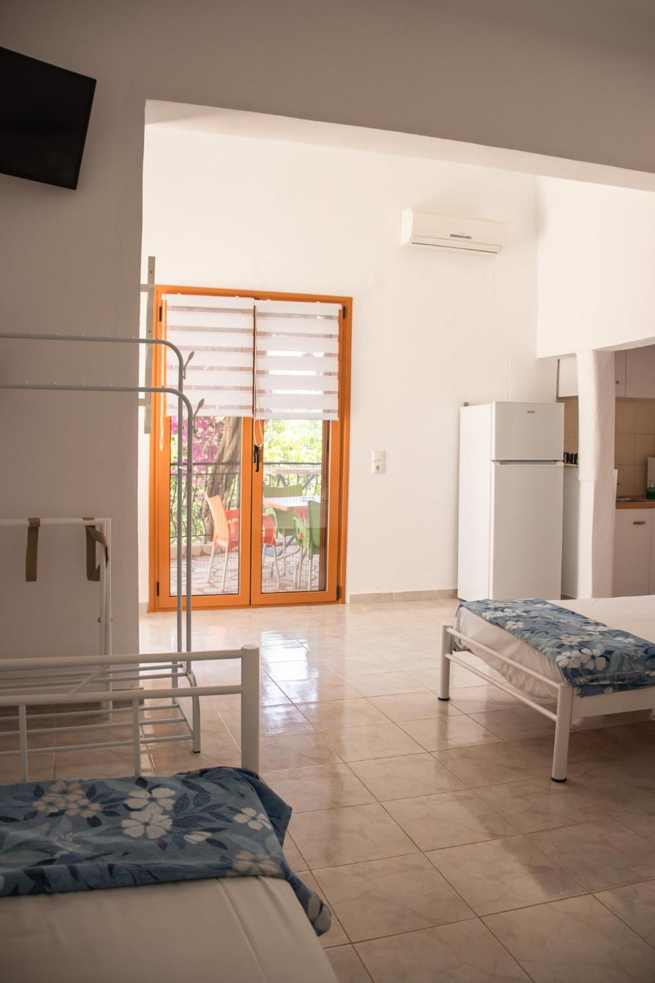 Villa Sissy Studios & Apartments Sívota 外观 照片