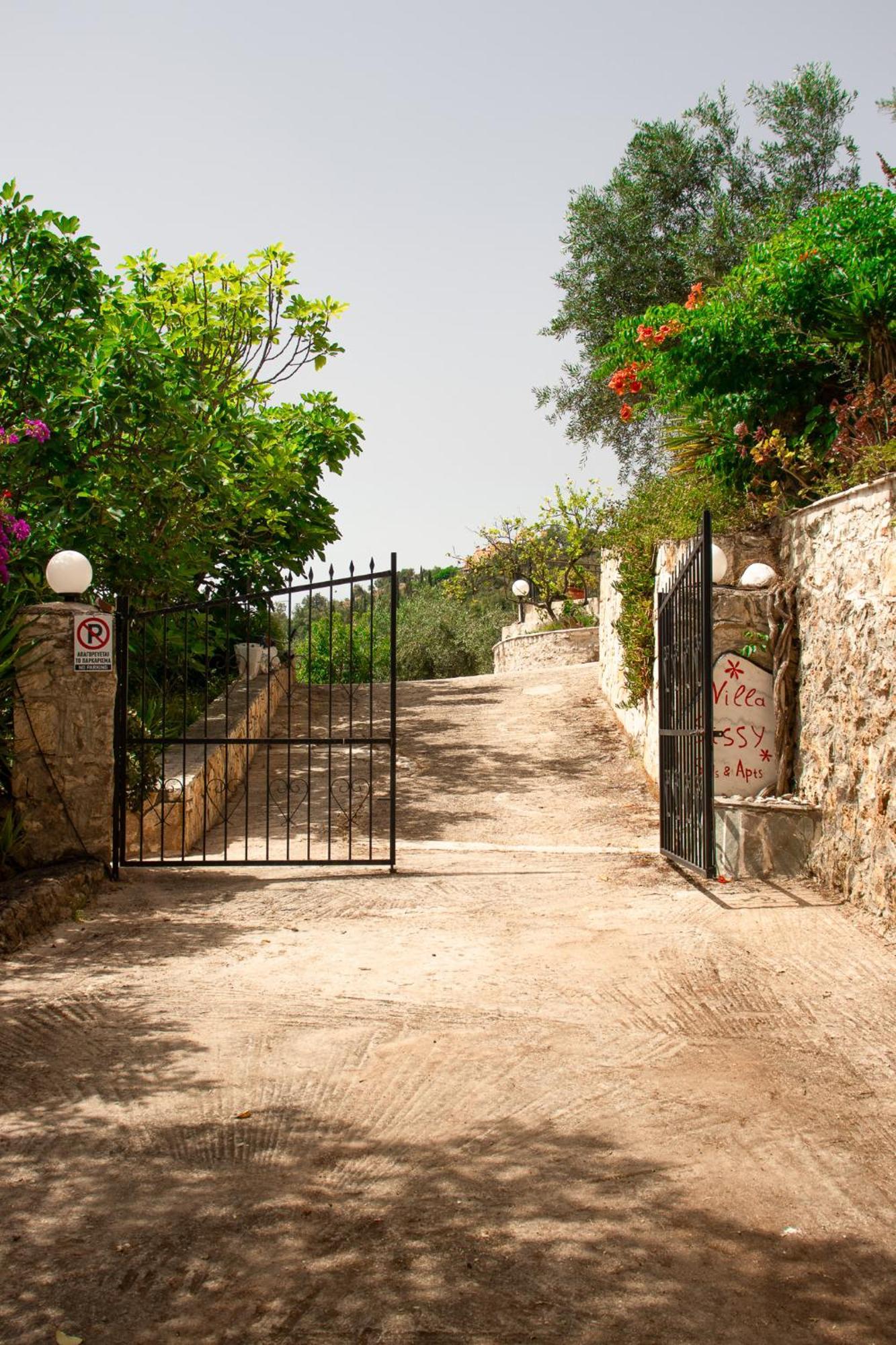 Villa Sissy Studios & Apartments Sívota 外观 照片